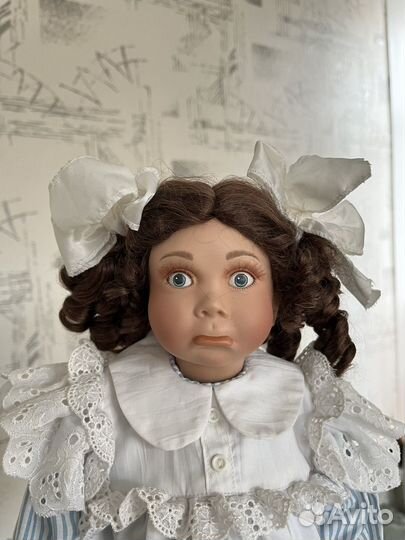 Кукла фарфоровая Германия Колекционная