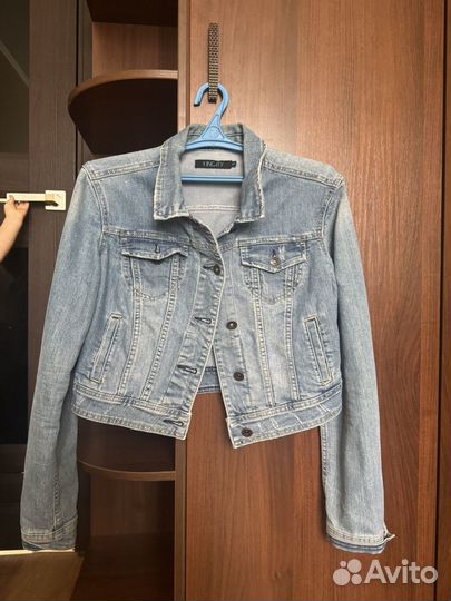 Куртка джинсовая