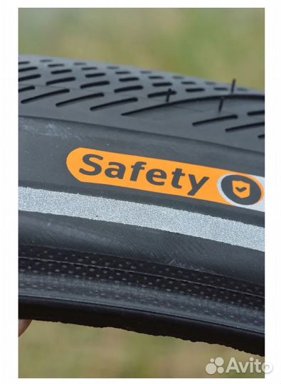 Покрышки 27.5 х 2,2 Continental contact urban 2 шт