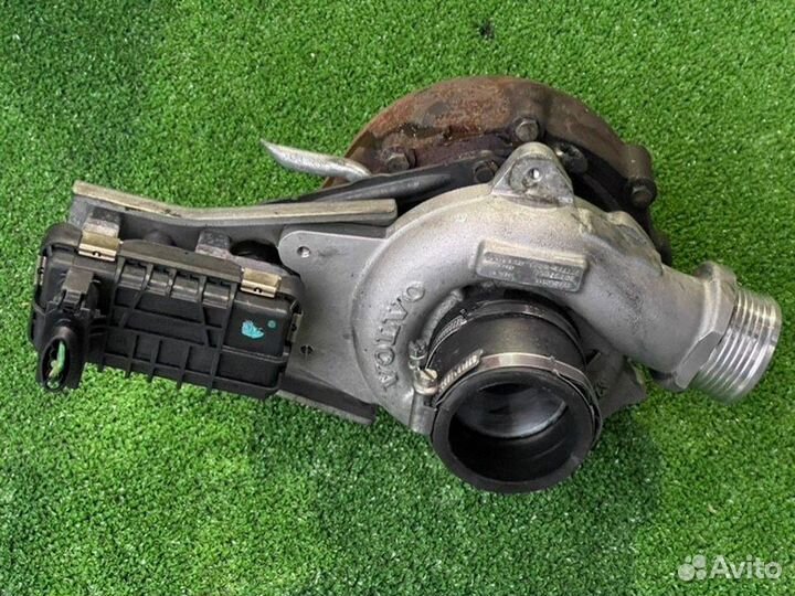 Турбокомпрессор (турбина) Volvo C 30 S40 S60 S80