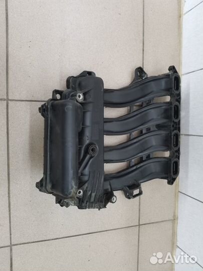 Коллектор впускной Renault Megan 3, Fluence