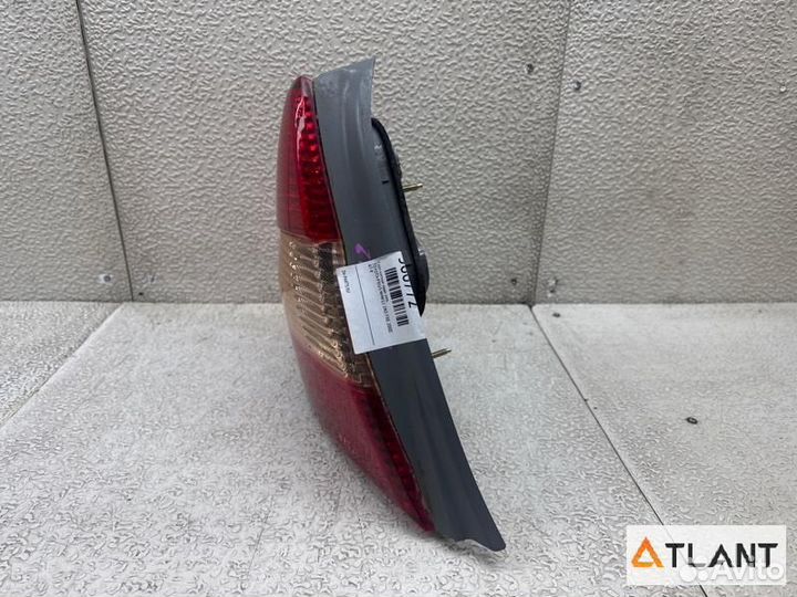 Стоп-сигнал задний левый toyota prius