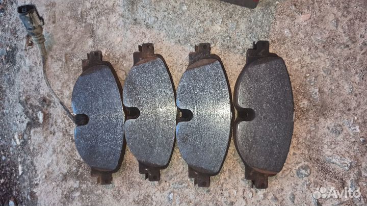 Колодки тормозные передние VAG MQB
