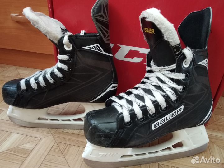 Хоккейные коньки bauer
