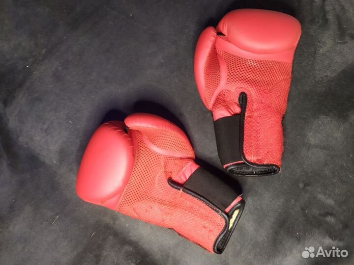 Перчатки для бокса