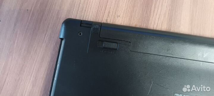 Продам ноутбук на запчасти