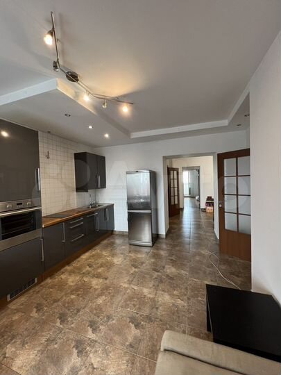 2-к. квартира, 70 м², 12/14 эт.