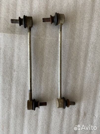 Стойка стабилизатора передняя Toyota