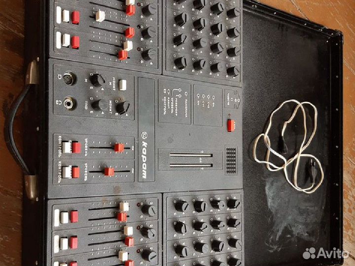 Микшерный пульт