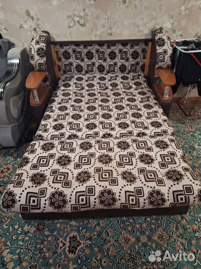 Диван трансформер с баром