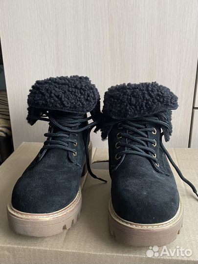 Ботинки зимние замшевые черные женские 37 размер