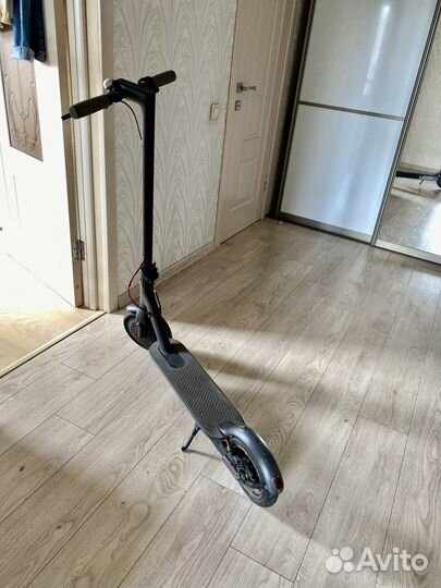 Электросамокат Xiaomi M365