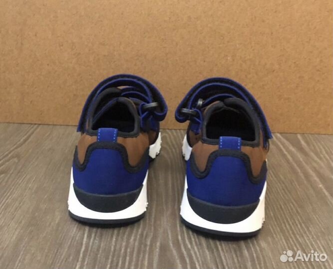 Кроссовки marni