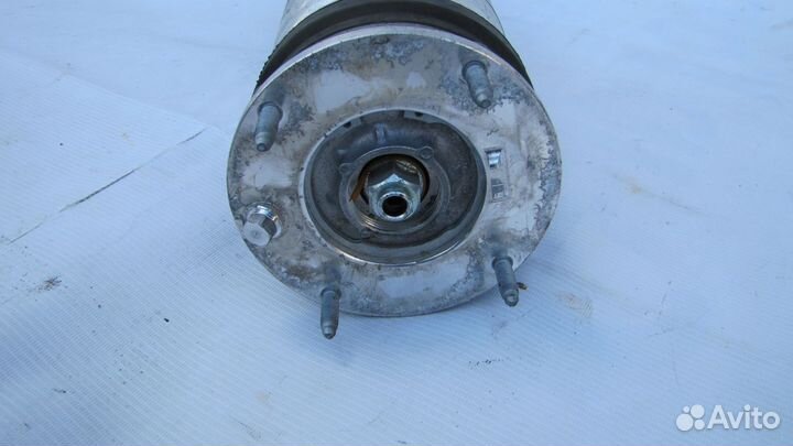 Range Rover 4 пневмоамортизатор передний левый