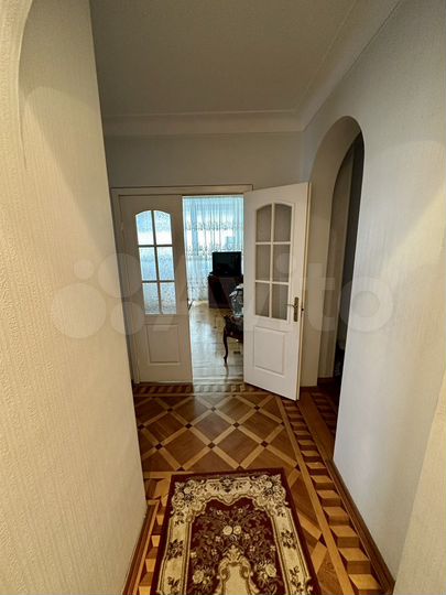 4-к. квартира, 107,2 м², 10/17 эт.