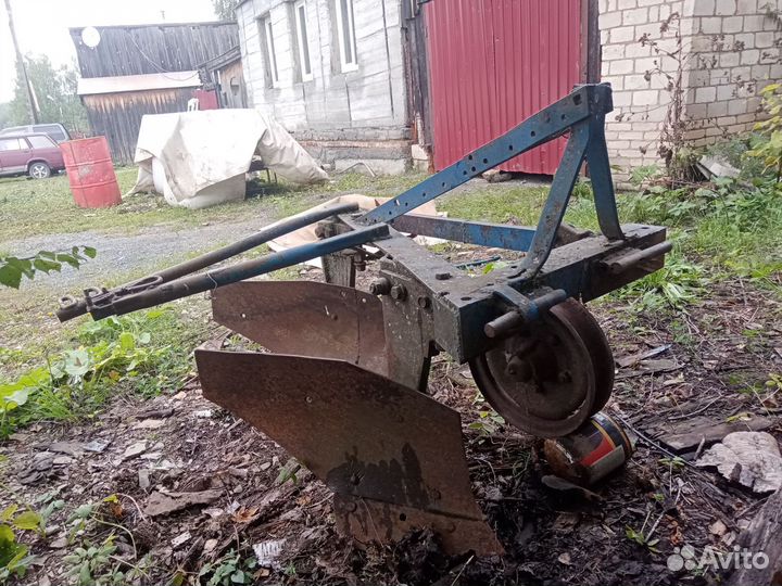 Плуг культиватор окучник