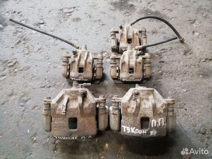 Huyndai Tucson 04-10 Суппорт тормозной