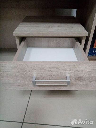 Тумба выкатная