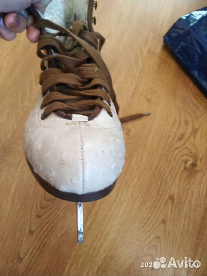 Продам коньки б/у, состояние хорошее