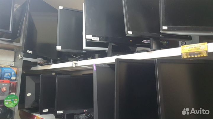 10 мониторов 22