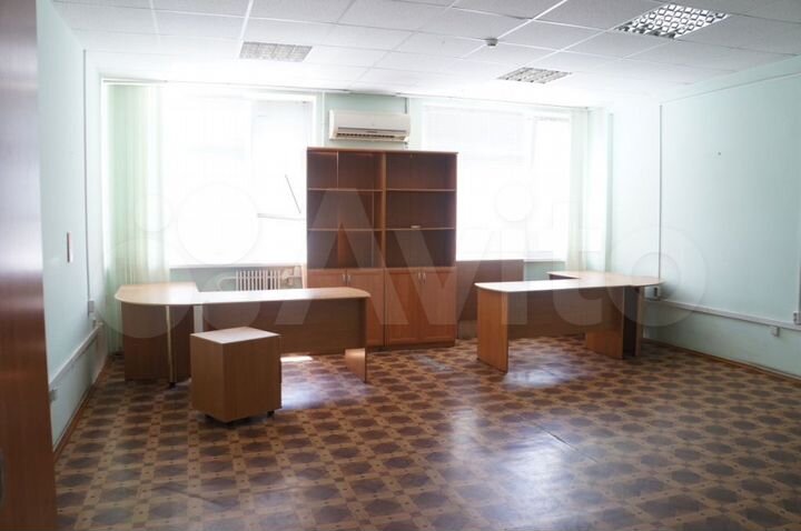 Офисные помещения, 300 м²