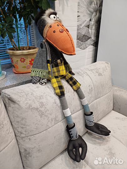 Интерьерная мягкая игрушка ворона с длинными лапам