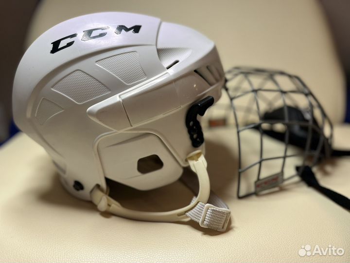 Хоккейный шлем ссм