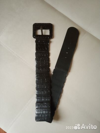 Шапка, ремень, перчатки(митенки)