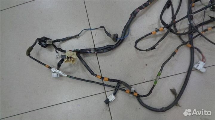 Проводка салона Ford Laser 1998-2003