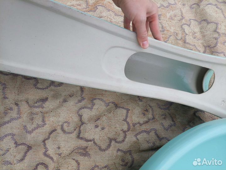 Умывальник тюльпан