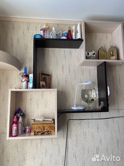 Полка настенная