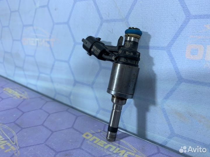 Форсунка топливная Opel Insignia A A20NFT