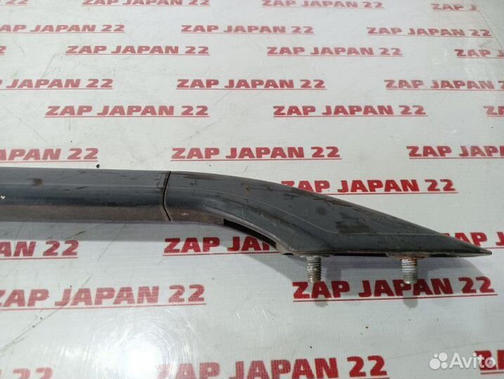 Рейлинг на крышу правый Mitsubishi Challenger K97