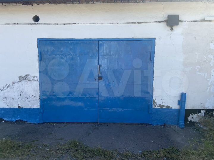 Гараж, > 30 м²