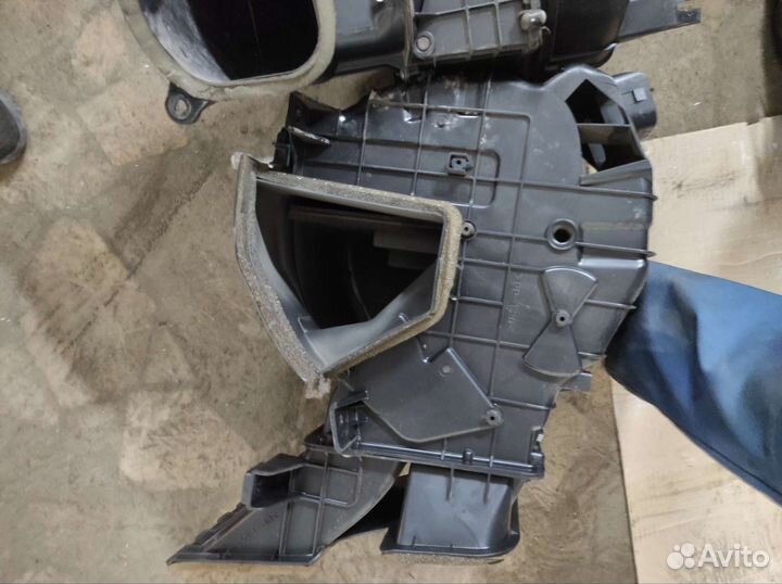 Корпус печки Hyundai getz 1,3