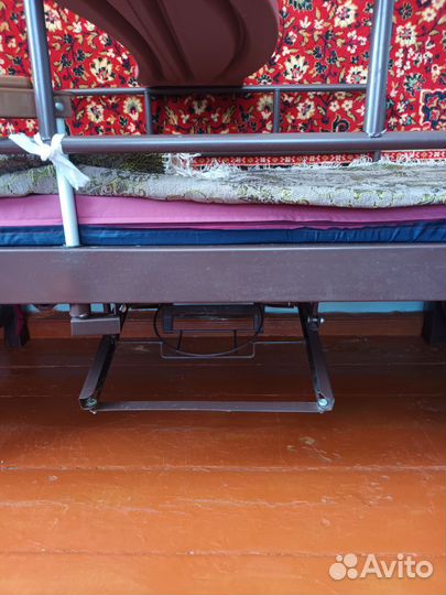 Кровать для лежачих больных бу