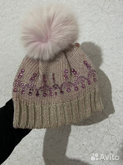 Шапка со стразами