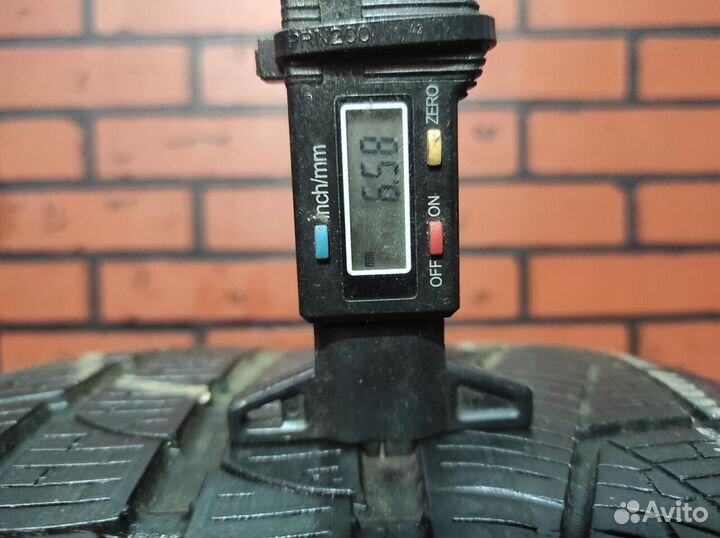 Pirelli Winter Sottozero 240 Serie II 275/35 R20 102V