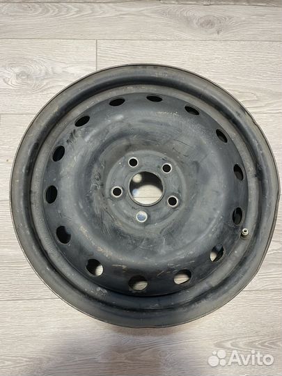 Штампованные диски r15