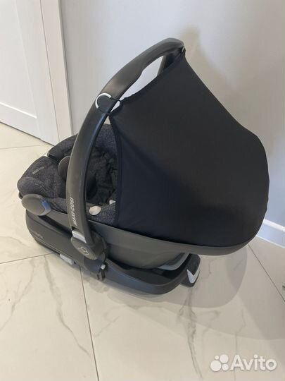 Автолюлька maxi cosi с базой isofix