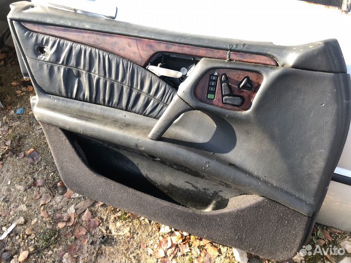 Обшивка двери передняя левая Mercedes Benz S Class