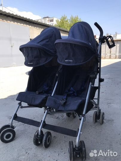 Коляска двухместная