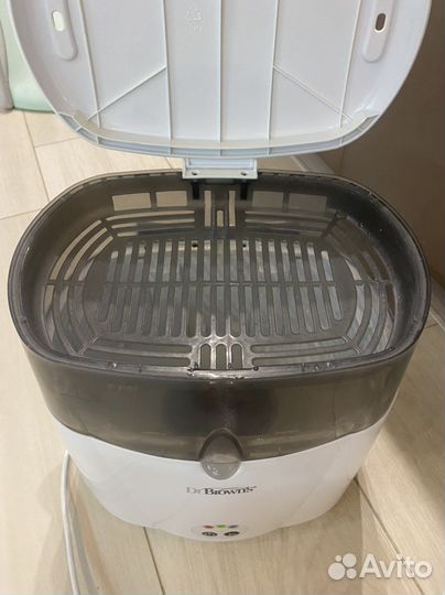 Стерилизатор для бутылочек Bobbi Brown