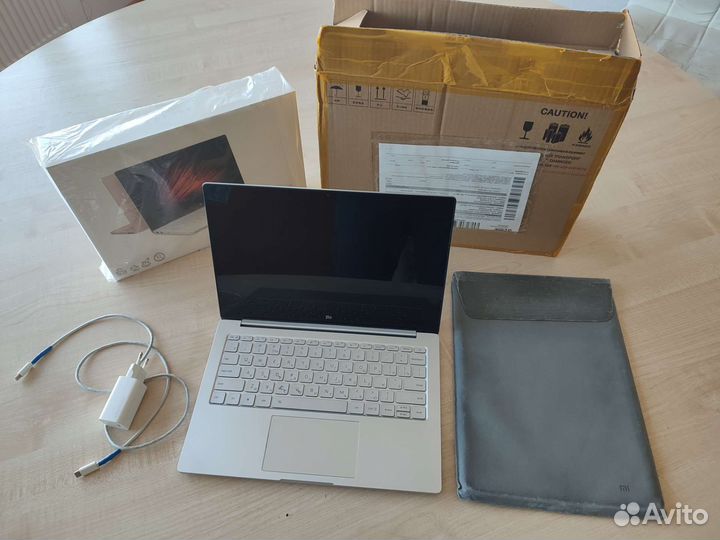 Xiaomi Air 13,3 (2014) core i7 2,6Ггц 8/256+500