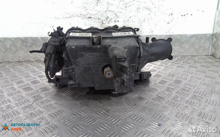 Коллектор впускной Chevrolet Tracker 3 2013