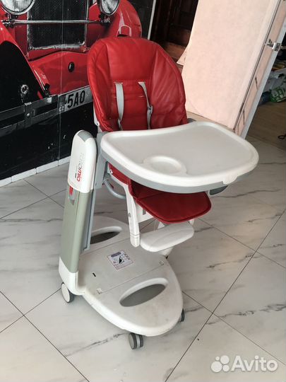 Стульчик для кормления peg perego татамия