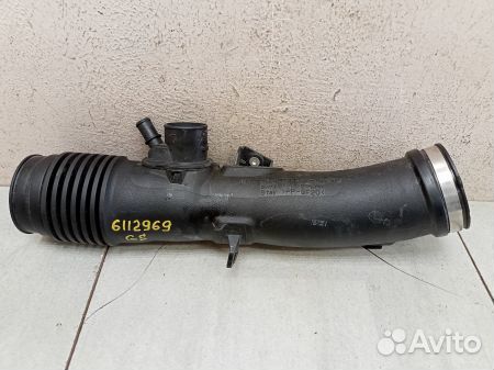 Патрубок воздушного фильтра