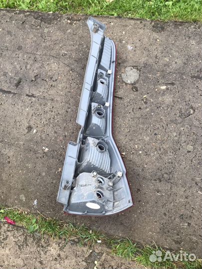 Фонарь задний левый на Honda CRV