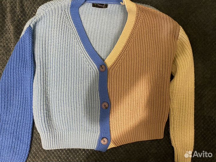 Свитер женский