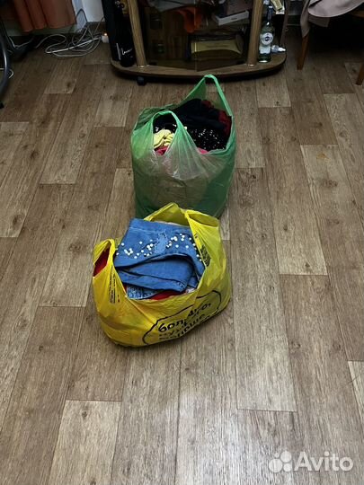 Женские вещи бесплатно